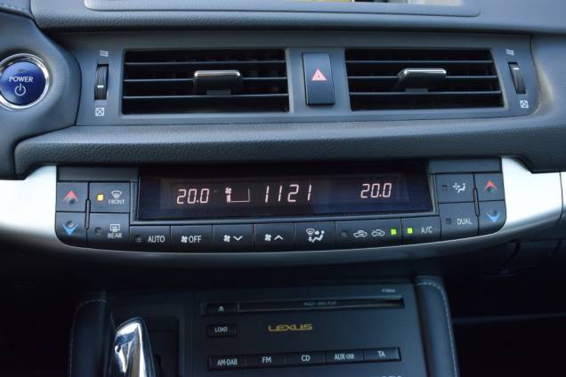 LEXUS CT 200 H SENSATION HYBRID 136 CV  22