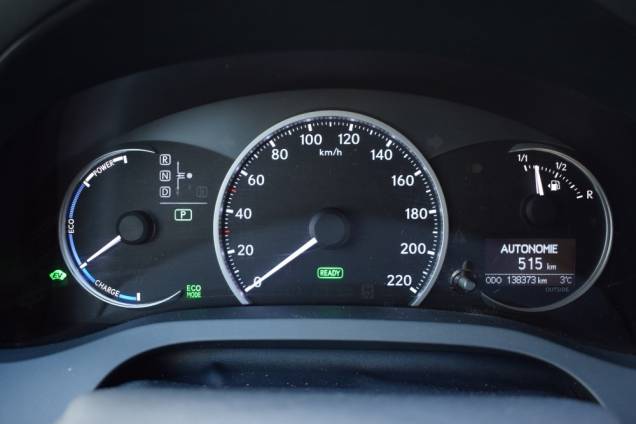 LEXUS CT 200 H SENSATION HYBRID 136 CV  12