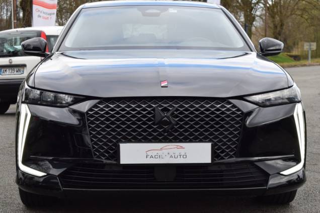DS DS4 E-TENSE PERFORMANCE LINE 225 CV HYBRIDE RECHARGEABLE 9