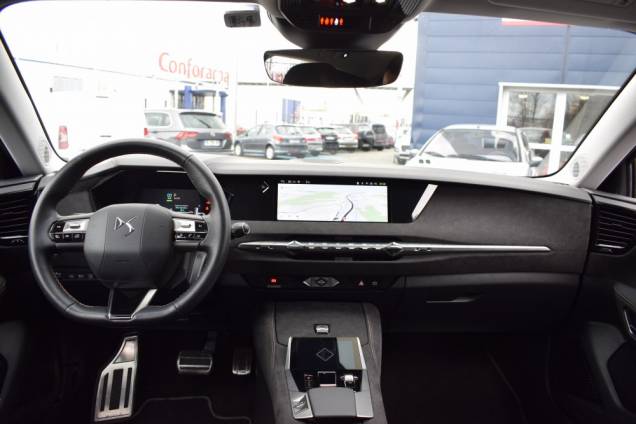 DS DS4 E-TENSE PERFORMANCE LINE 225 CV HYBRIDE RECHARGEABLE 10