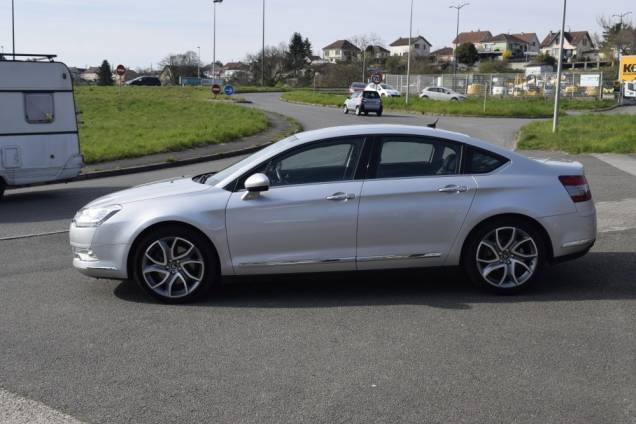 CITROEN C5 EXCLUSIVE + V6 HDI 240 CV BVA 4