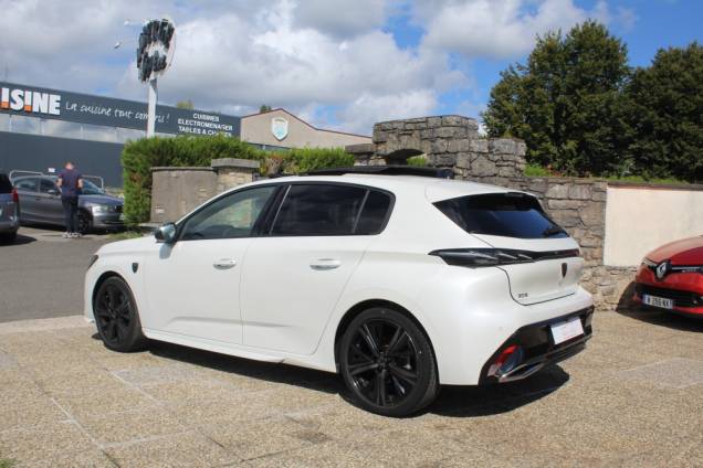 PEUGEOT 308 GT PACK 1.5 BLUEHDI 130 CV EAT8 / TOIT OUVRANT PANORAMIQUE / ORIGINE FRANCE / FOCAL 6