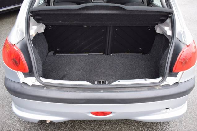 PEUGEOT 206 1.4 16 V 90 CV 5 PORTES  9