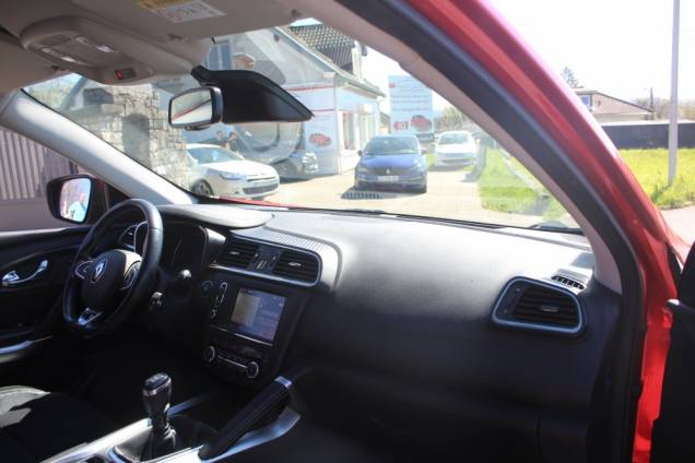 RENAULT KADJAR INTENS 1.6 DCI 130 CV BVM6 / ORIGINE FRANCE 9