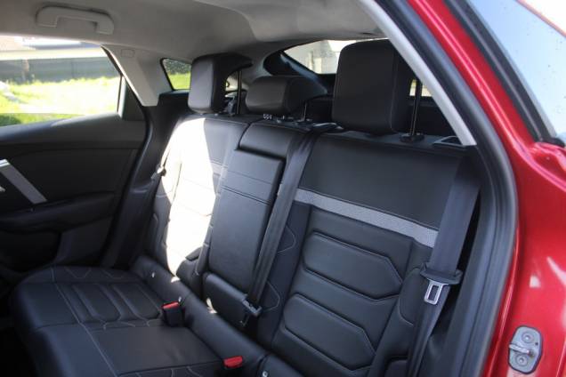 CITROEN C4 SHINE BLUEHDI 130 CV EAT8 / ORIGINE FRANCE 9