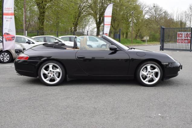 PORSCHE CARRERA 4 CABRIOLET 3.4 300 CV BVM6 / CARNET COMPLET PORSCHE 10 PORSCHE CARRERA 4 CABRIOLET 3.4 300 CV BVM6 / CARNET COMPLET PORSCHE 10