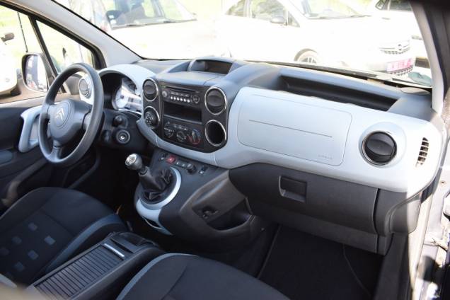 CITROEN BERLINGO XTR 1.6 HDI 115 CV / GRIP CONTROL / 81900 KMS 16 CITROEN BERLINGO XTR 1.6 HDI 115 CV / GRIP CONTROL / 81900 KMS 16