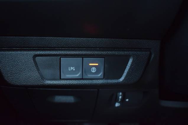 DACIA SANDERO STEPWAY EXTREME EDITION 1.0 100 CV ESSENCE &  GPL /  1ere MAIN / 14500 KMS 19