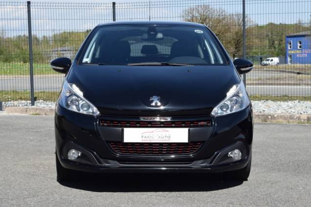 PEUGEOT 208 GT LINE 1.6 HDI 100 CV / 79800 KMS  5