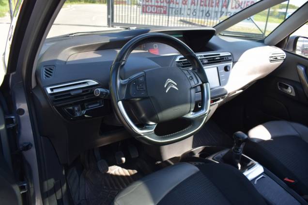 CITROEN C4 SPACETOURER SHINE EDITION 1.5 HDI 130 CV / ATTELAGE 9