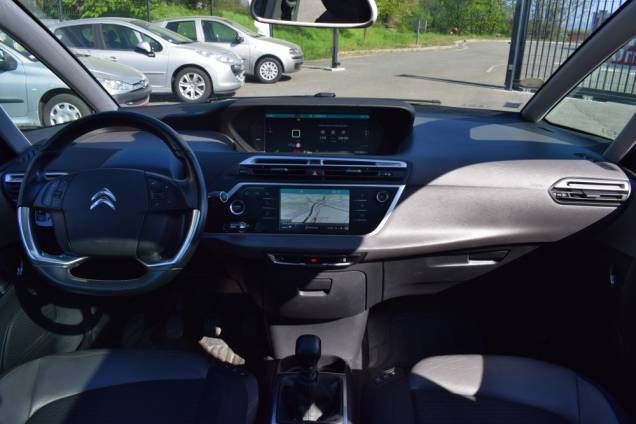 CITROEN C4 SPACETOURER SHINE EDITION 1.5 HDI 130 CV / ATTELAGE 17