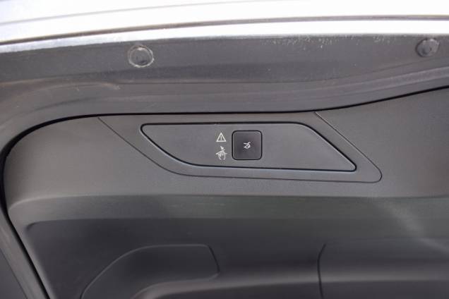CITROEN C4 SPACETOURER SHINE EDITION 1.5 HDI 130 CV / ATTELAGE 20