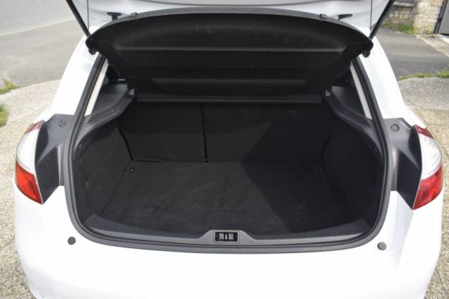 RENAULT MEGANE LIMITED DCI 110 CV EDC 13