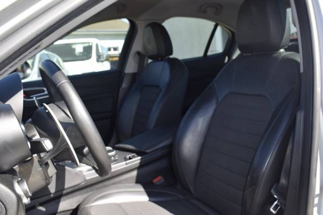 ALFA ROMEO GIULIA LUSSO 2.2 180 CV AT8 2