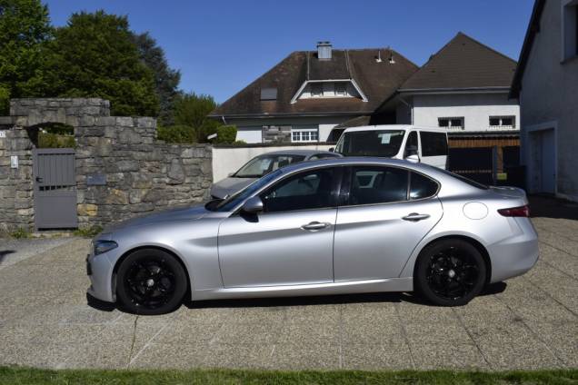 ALFA ROMEO GIULIA LUSSO 2.2 180 CV AT8 9