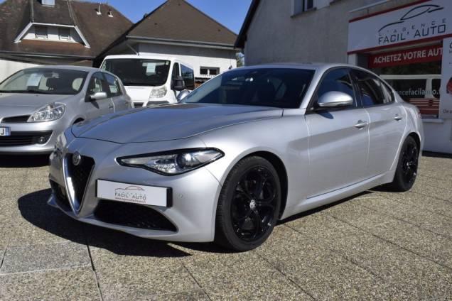 ALFA ROMEO GIULIA LUSSO 2.2 180 CV AT8 14