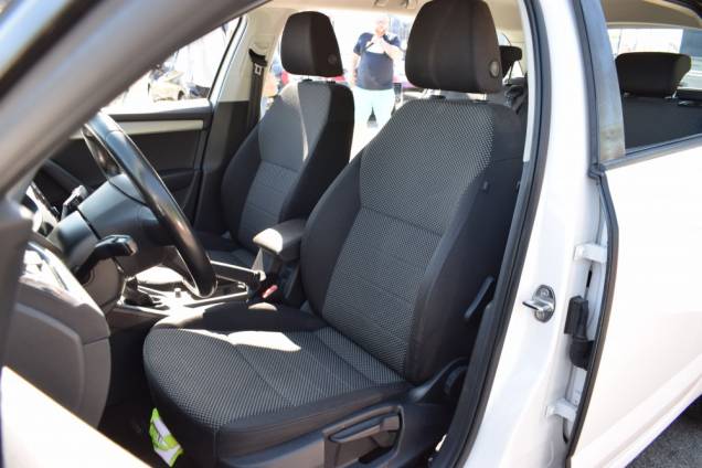 SKODA OCTAVIA COMBI BUSINESS 1.6 TDI 110 CV DSG7 / CROCHET D ATTELAGE 10