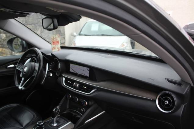 ALFA ROMEO STELVIO LUSSO 2.2 JTD 210 CV Q4 AT8 / TOIT OUVRANT PANORAMIQUE / ORIGINE FRANCE 10