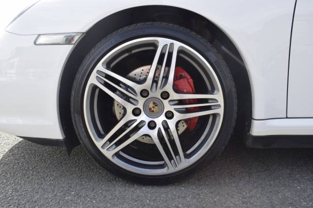 PORSCHE 911 CARRERA 4S 3.8 355 CV BVM 9