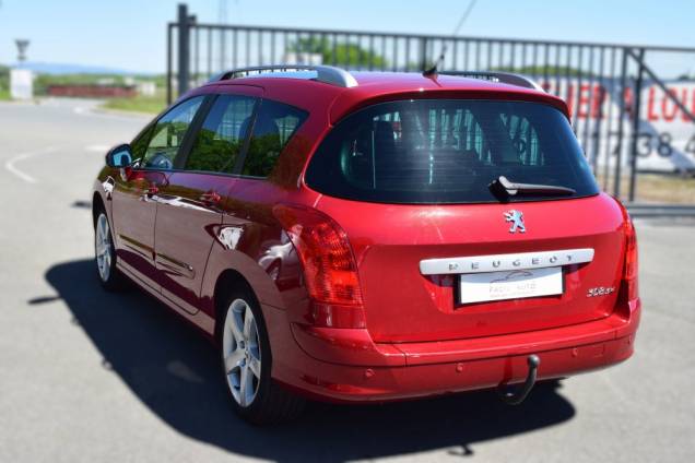 PEUGEOT 308 SW 2.0 HDI 136 CV BOITE AUTOMATIQUE / 1ère MAIN / 65900 KMS / TOIT PANORAMIQUE / CROCHET D ATTELAGE 4