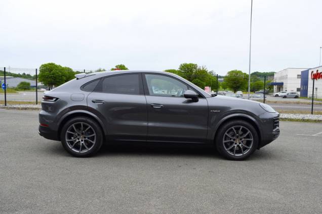 PORSCHE CAYENNE COUPE E-HYBRID 3.0 V6 470 CV / ORIGINE FRANCE / BOSE / 16000 KMS 7