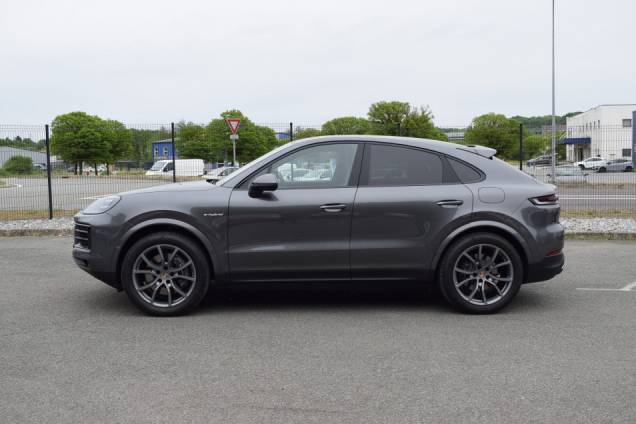 PORSCHE CAYENNE COUPE E-HYBRID 3.0 V6 470 CV / ORIGINE FRANCE / BOSE / 16000 KMS 8