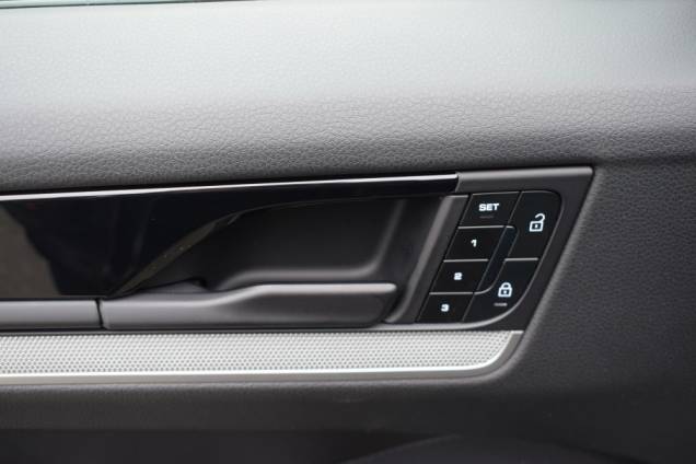 PORSCHE CAYENNE COUPE E-HYBRID 3.0 V6 470 CV / ORIGINE FRANCE / BOSE / 16000 KMS 18