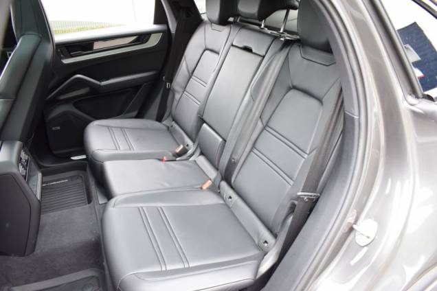 PORSCHE CAYENNE COUPE E-HYBRID 3.0 V6 470 CV / ORIGINE FRANCE / BOSE / 16000 KMS 26