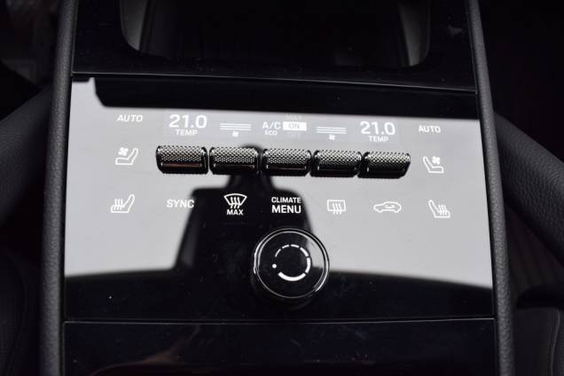 PORSCHE CAYENNE COUPE E-HYBRID 3.0 V6 470 CV / ORIGINE FRANCE / BOSE / 16000 KMS 40