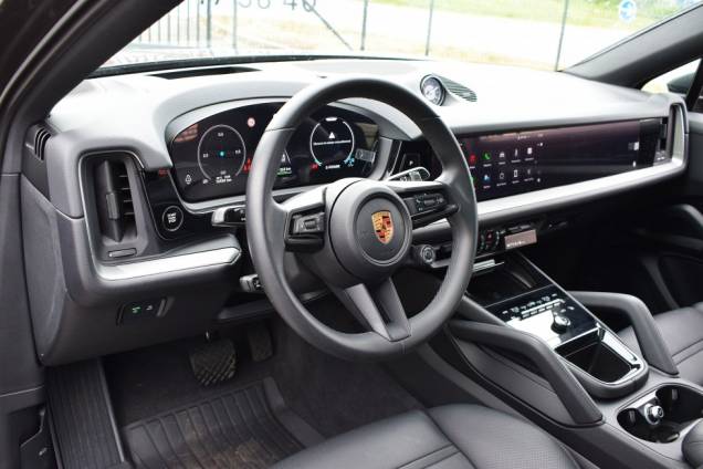 PORSCHE CAYENNE COUPE E-HYBRID 3.0 V6 470 CV / ORIGINE FRANCE / BOSE / 16000 KMS 13