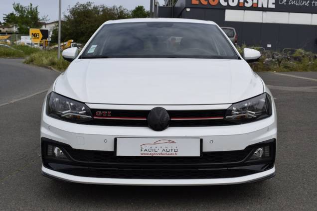 VOLKSWAGEN POLO GTI 200 CV DSG6 8