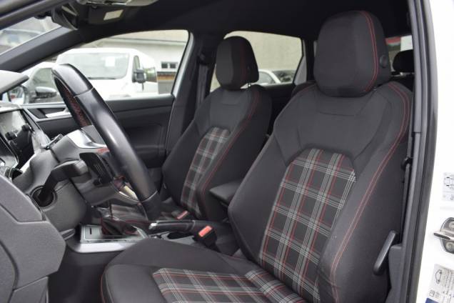 VOLKSWAGEN POLO GTI 200 CV DSG6 10