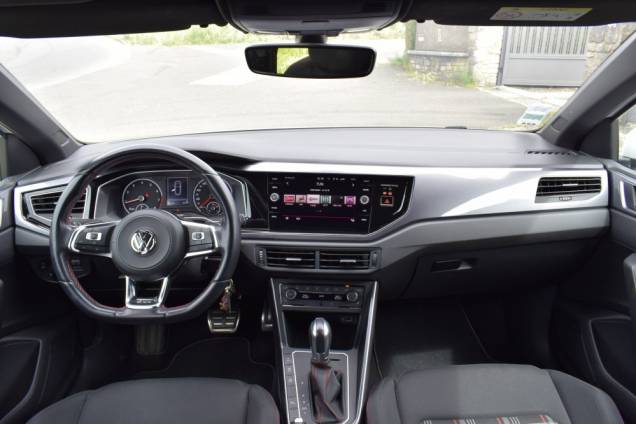 VOLKSWAGEN POLO GTI 200 CV DSG6 11
