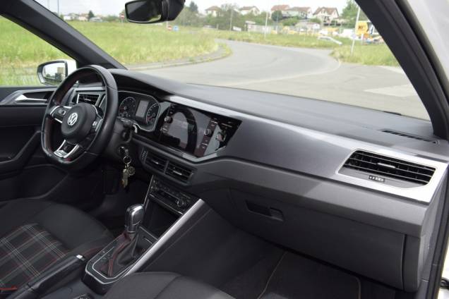 VOLKSWAGEN POLO GTI 200 CV DSG6 12