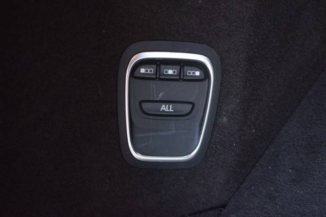 RENAULT ESPACE INITIALE PARIS 4 CONTROL 1.6 DCI 160 CV / 1ere MAIN / TOIT PANORAMIQUE / ATTELAGE 28