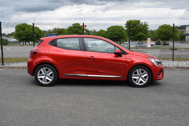 RENAULT CLIO V ZEN 100 CV / 11250 KMS 7