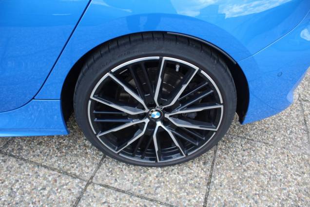 BMW SERIE 1 M SPORT 120i 178 CV BVA / ORIGINE FRANCE / TOIT OUVRANT PANORAMIQUE 17