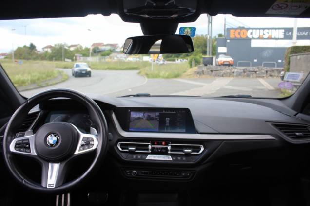 BMW SERIE 1 M SPORT 120i 178 CV BVA / ORIGINE FRANCE / TOIT OUVRANT PANORAMIQUE 23