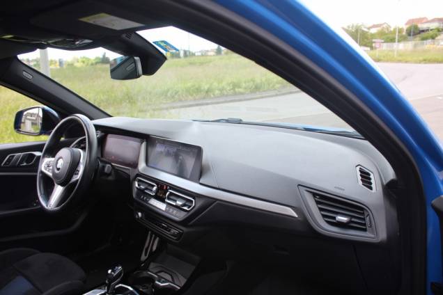 BMW SERIE 1 M SPORT 120i 178 CV BVA / ORIGINE FRANCE / TOIT OUVRANT PANORAMIQUE 24