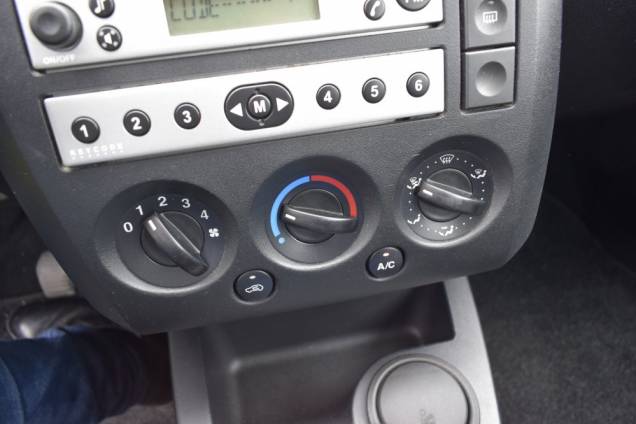 FORD FIESTA GHIA 1.4 I 80 CV BVM 14