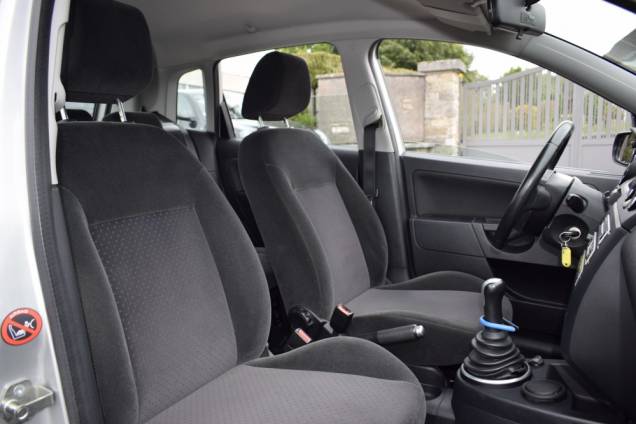 FORD FIESTA GHIA 1.4 I 80 CV BVM 16