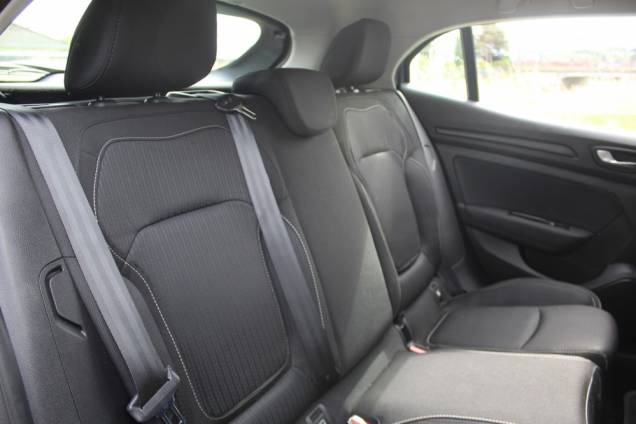 RENAULT MEGANE 1.5 DCI 115 CV BVA / ORIGINE FRANCE / 2IEME MAIN 11