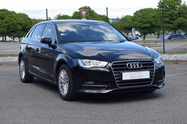 AUDI A3 AMBITION 1.6 TDI 110 CV / ORIGINE FRANCE 2