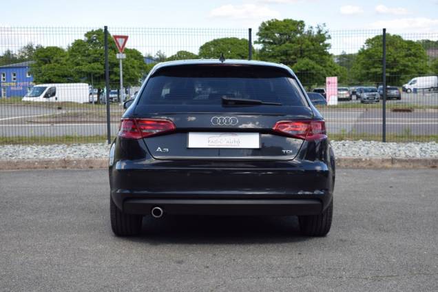 AUDI A3 AMBITION 1.6 TDI 110 CV / ORIGINE FRANCE 6