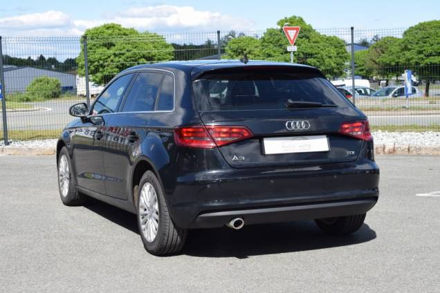 AUDI A3 AMBITION 1.6 TDI 110 CV / ORIGINE FRANCE 4