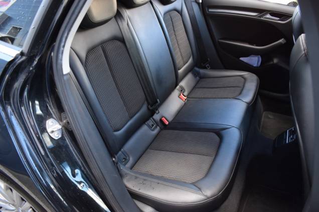 AUDI A3 AMBITION 1.6 TDI 110 CV / ORIGINE FRANCE 18