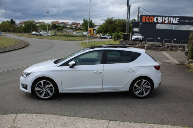 SEAT LEON FR 2.0 TDI 150 CV DSG6 / TOIT OUVRANT 8