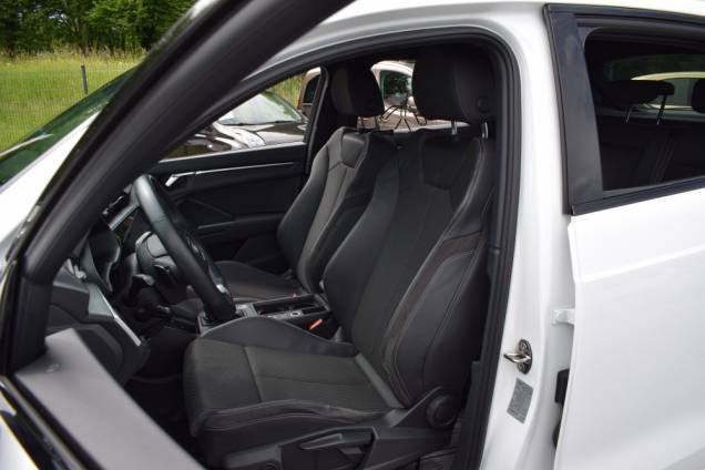 AUDI Q3 35 TDI 150 CV S-LINE S-TRONIC / 1ère MAIN / CROCHET D'ATTELAGE / ORIGINE FRANCE 9