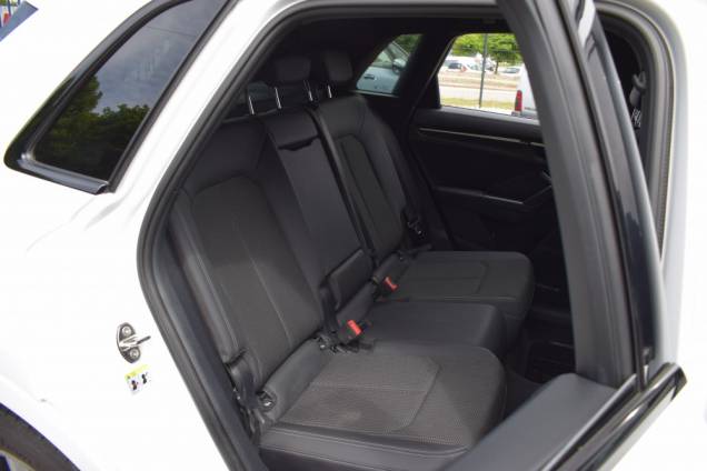AUDI Q3 35 TDI 150 CV S-LINE S-TRONIC / 1ère MAIN / CROCHET D'ATTELAGE / ORIGINE FRANCE 12
