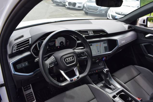 AUDI Q3 35 TDI 150 CV S-LINE S-TRONIC / 1ère MAIN / CROCHET D'ATTELAGE / ORIGINE FRANCE 13